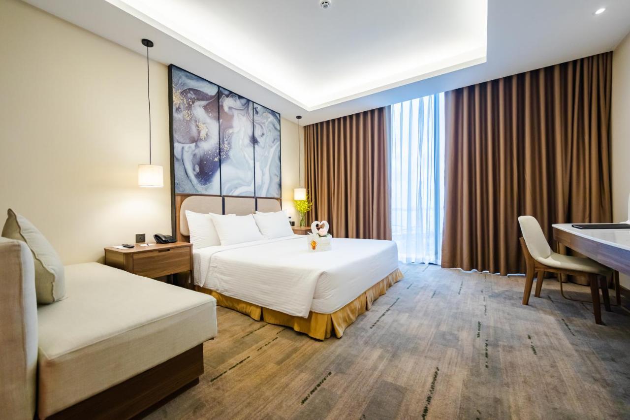 Muong Thanh Luxury Ha Long Centre Hotel Bagian luar foto