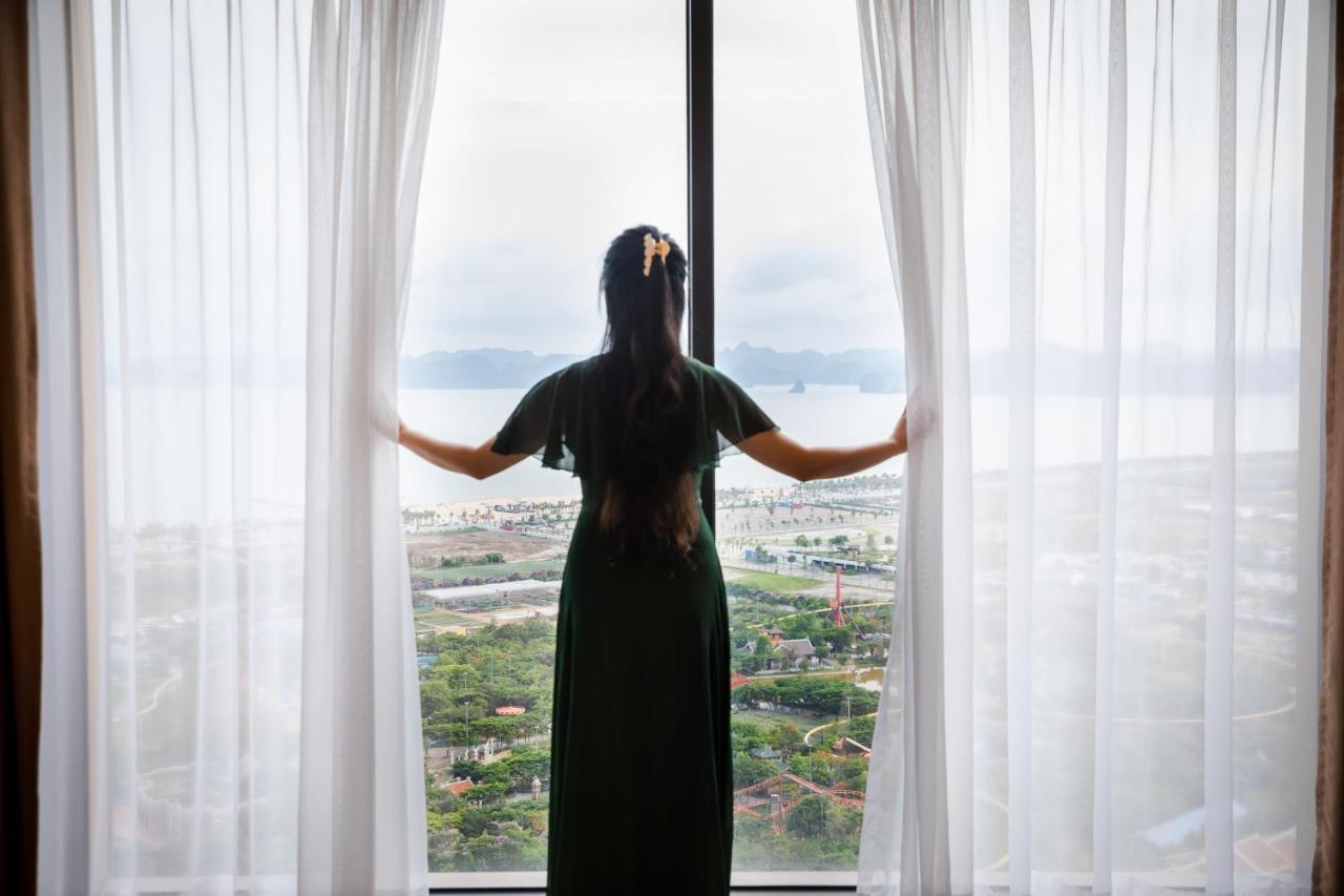 Muong Thanh Luxury Ha Long Centre Hotel Bagian luar foto