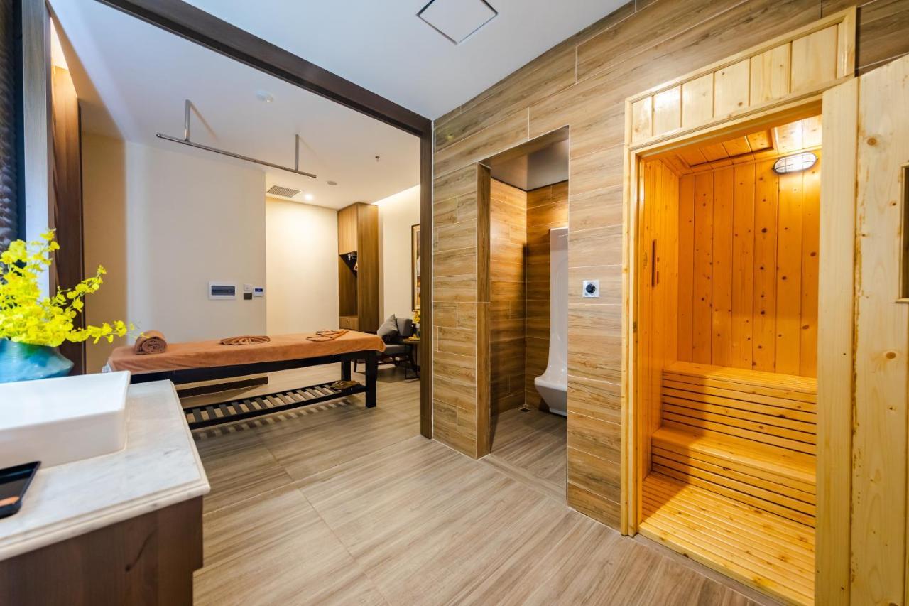 Muong Thanh Luxury Ha Long Centre Hotel Bagian luar foto