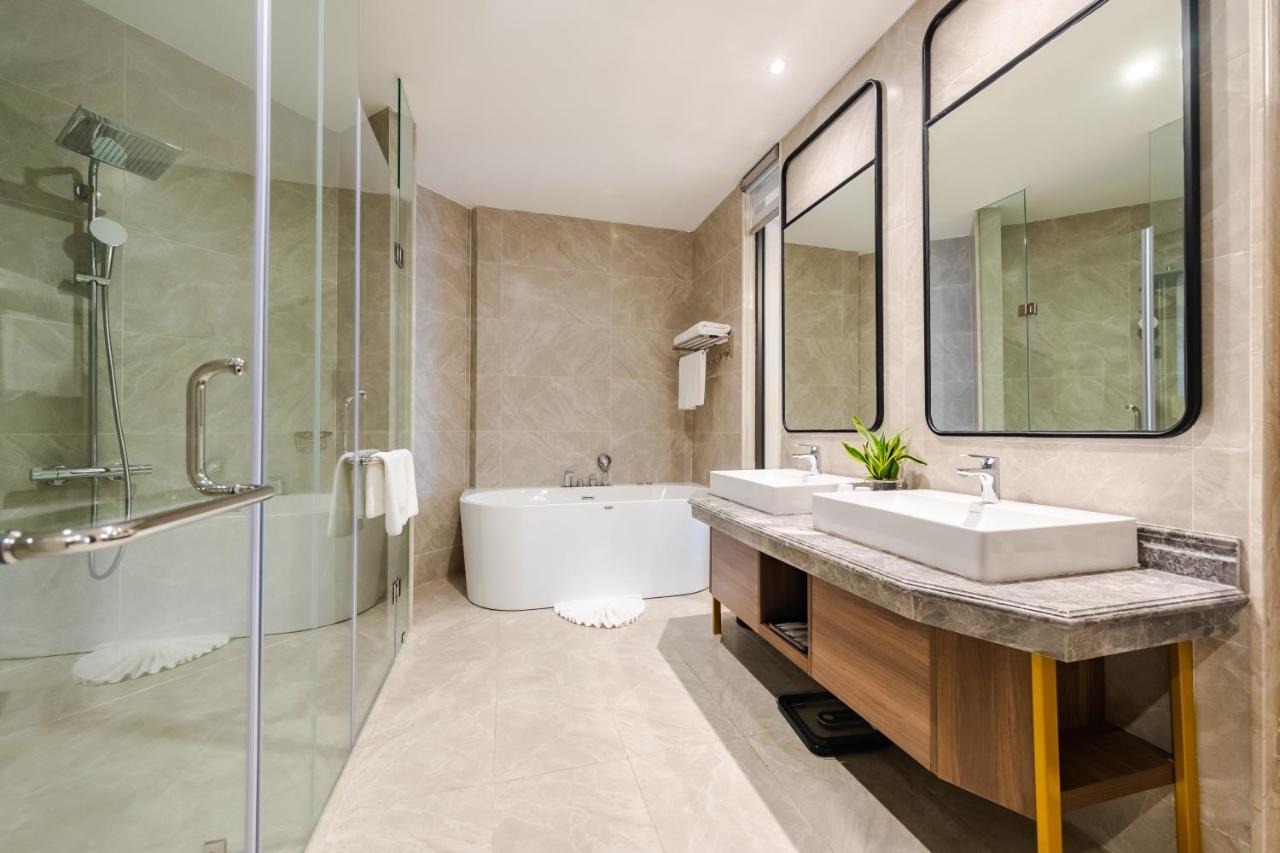 Muong Thanh Luxury Ha Long Centre Hotel Bagian luar foto